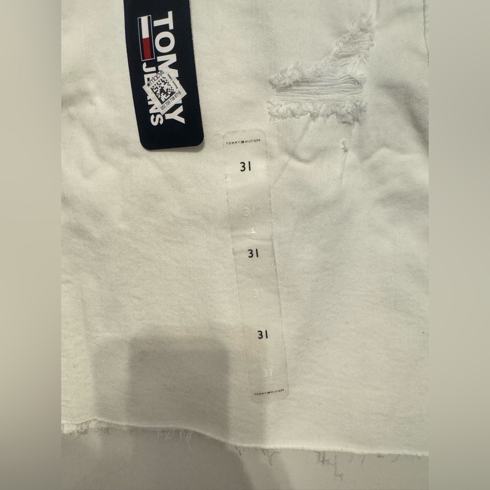 Tommy Jeans Women's White Denim Distressed Logo A-Line Skirt Size 31 - Picture 4 of 8